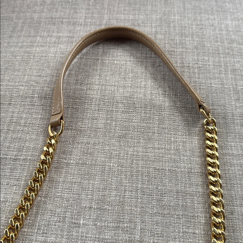 NOT REAL YSL bag - Picture 3 of 6